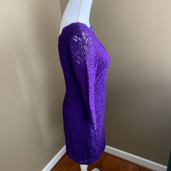 Adrianna Papell Evening V Back Lace Sheath Dress - Picture 4 of 6